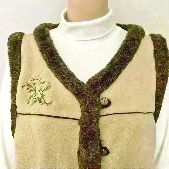 Vintage Oversized  Nature Tone Beige Fleece Button Down Vest with Faux Fur - Picture 3 of 12